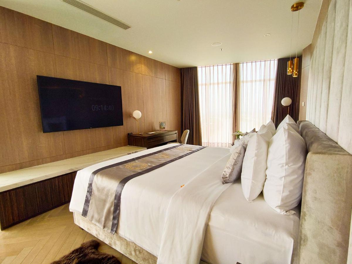 Diamond Stars Ben Tre Hotel Εξωτερικό φωτογραφία A bedroom at the hotel